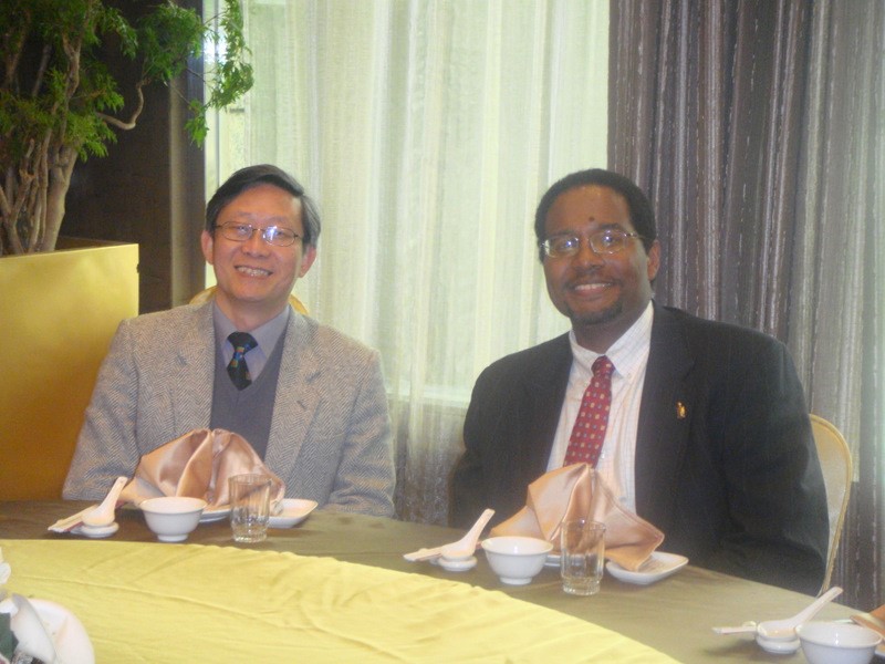 清華大學工學院賀陳弘院長與馬里蘭大學工學院院長Darryll Pines