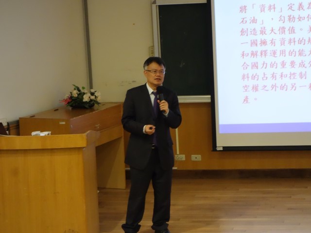 演講貴賓：清華-台積電卓越製造中心簡禎富教授2