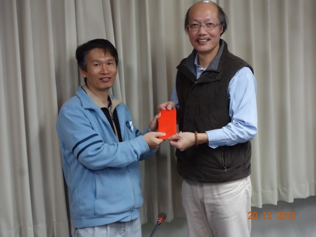 呂世源副院長與葉日熒先生合影