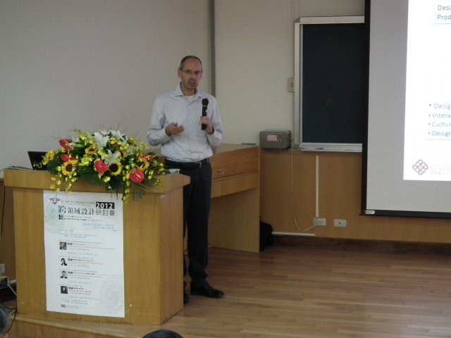 Prof. Cees de Bont1