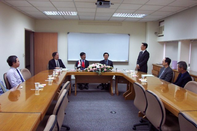 清華大學工學院與東京大學生產科技所學術交流備忘錄會議情形
